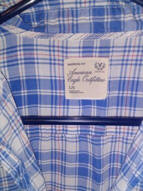 American Eagle Outfitters Blue and White Plaid Button-Down Shirt
